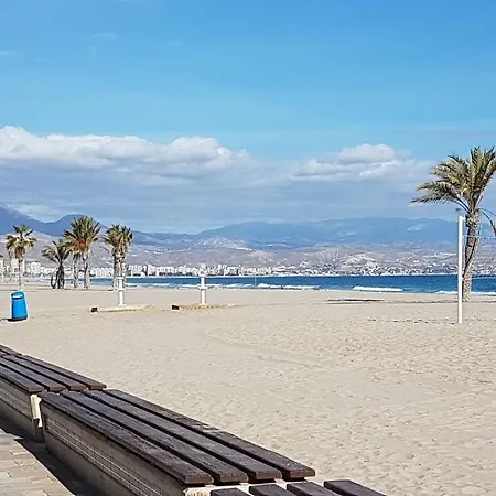 “piso Cerca Del Mar, En Playa De San Juan” *